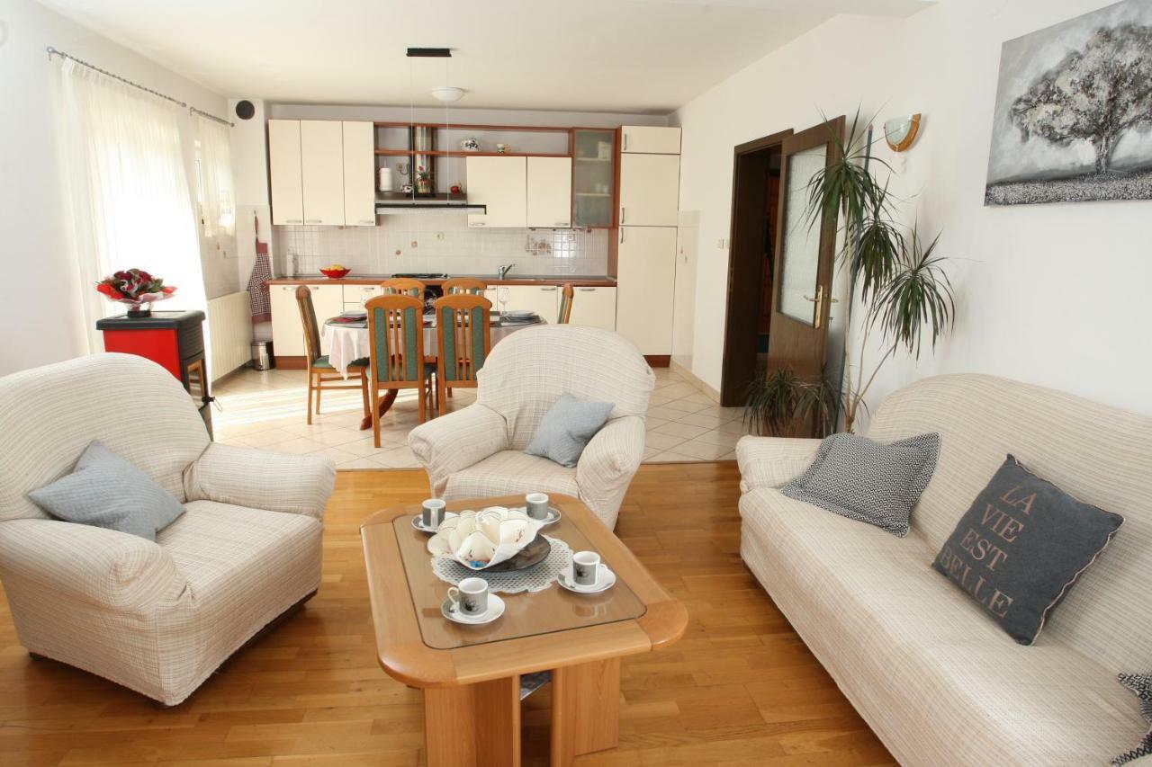 Villa Bartul Zagvozd Eksteriør billede